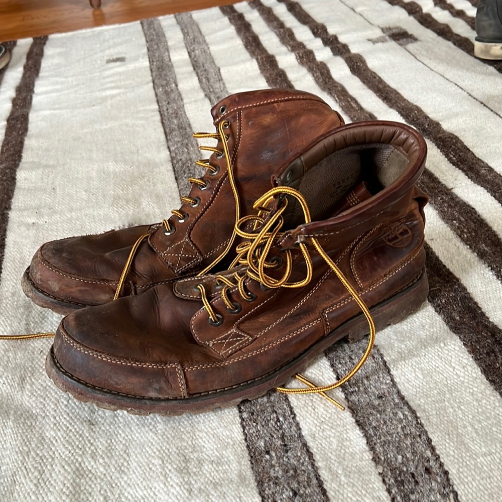 Timberland Earthfinder size 14